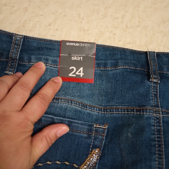 Avenue Denim Pencil Skirt Cotton Blend Women's Plus Size 24 Blue - Picture 3 of 11